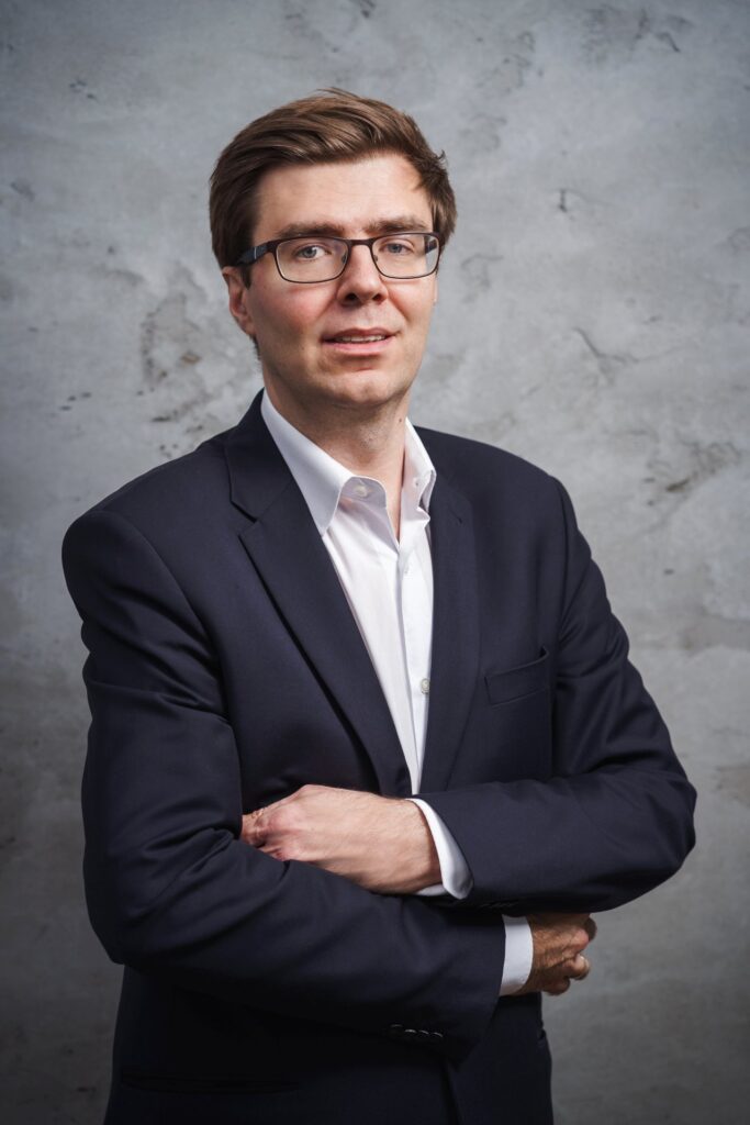 Radca prawny Piotr Sugier